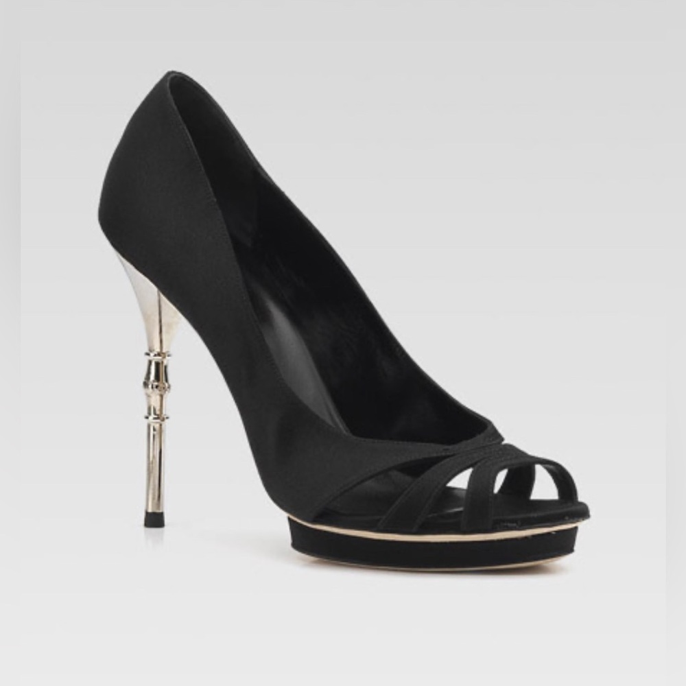Authentic Gucci Women’s Heels Black suede bamboo peep toe Sz 38 Sz 8 Open Toe